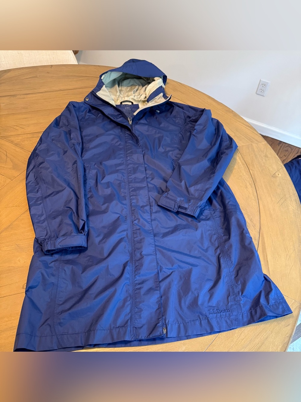 Women's LL Bean Long Rain Jacket Size Small